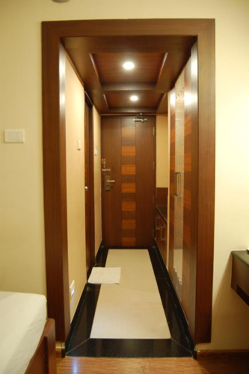 Hotel Park Plaza Madurai Exterior foto
